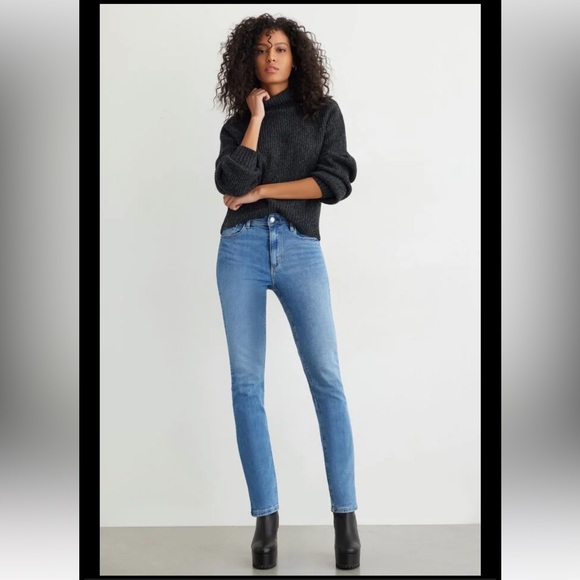 Dynamite High Waisted Skinny Jeans - Picture 2 of 8